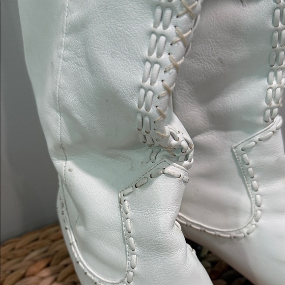 Billini White Heeled Boots - Picture 6 of 7